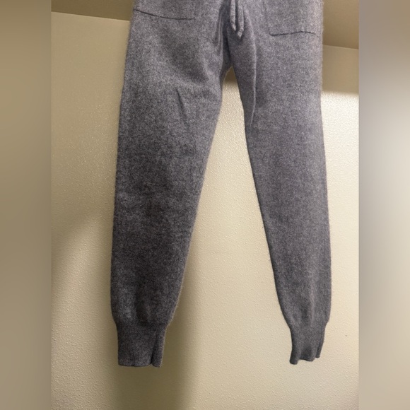 C by Bloomingdale's 100% Cashmere Joggers S - Picture 4 of 12